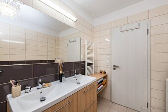 PRODEJ BYTU 3+1 95 m JINONICKÁ, PRAHA 5 - KOŠÍŘE - 17