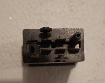 Díly na Sharan, Galaxy, Alhambra
 - 17