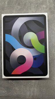 iPad Air 4 , 64gb , black ,2022 - 17