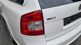 ŠKODA OCTÁVIA 2 RS Kombi 2,0TSi 147kW Manuál. - 17