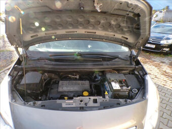Opel Meriva 1,4 16V TAŽNÉ ZAŘÍZENÍ - 17