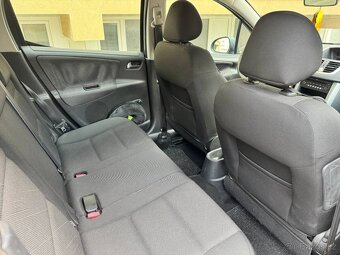Peugeot 207 SW 1.6 HDi - 17