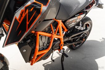 KTM 690 Duke - 17