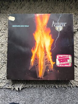 LP DESKY 200,-ks - 17