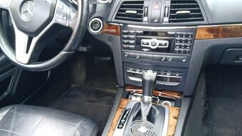 mercedes E-class cabrio 2012 350i 225kw - 17