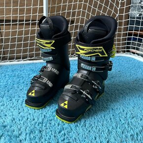 LYŽE JUNIORSKÉ 130 - Fischer RC4 RACE JR+ FJ4 SLR vel. 130 - 17