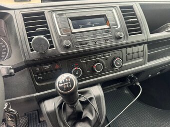VW Caravelle  T6 2.0Tdi 110Kw Klimatizace - 17