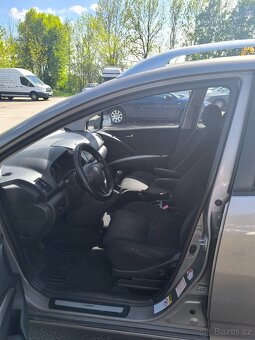 Toyota Corolla Verso 2.2 D-4D, spotřeba 6,3 l, bez investic - 17