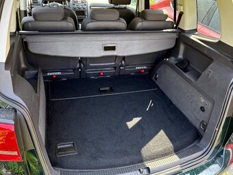 Volkswagen Touran Highline DSG - 17