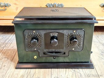 Starožitné rádio Telefunken 32A, (T32A), 1930-1932, Německo - 17