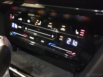 VW Passat B8 GTE Variant 1.4 TSI 160kW - záruka Autodraft - 17