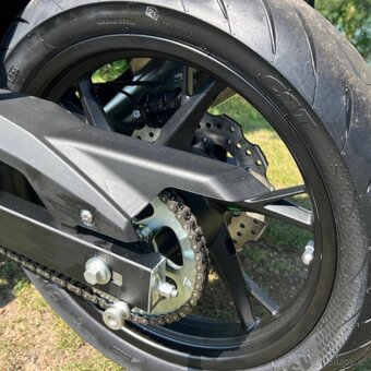 Prodám QJ MOTOR SRK 125 S - 17