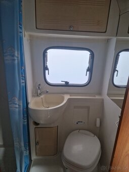 Obytný automobil Ford Transit Rimor - 17