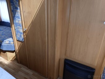 AKCE WILK pro 4. Mover. Pevné postele. R 2002. Stan.100km/h - 17