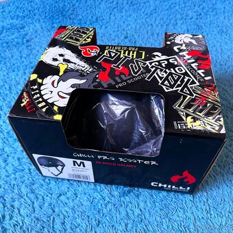 NOVÁ Chilli helma Inmold černá M (55-58 cm) - 17