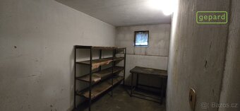 Zděný byt s balkonem  3+1 k rekonstrukci. - 17