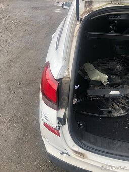 Hyundai I30 combi 1.5i facelift   KAMERA   POJÍZDNÉ - 17