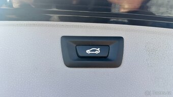 BMW 318d 105kW Stav,Navi,Tažné - 17