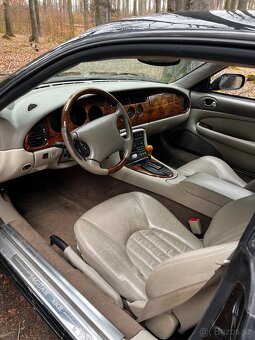 Jaguar XKR 4.0 V8 Supercharged - 17
