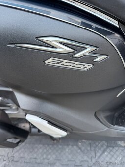Honda Sh 300i ABS rok 2017 - 17