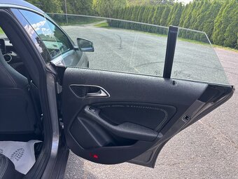 Mercedes-Benz CLA 180, 1.6, 90kw, SERVISOVÁNO, ČR - 17
