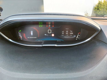 Prodám Peugeot 5008 2.0 BlueHDi GT 180K EAT8 Diesel - 17