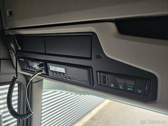 Scania S590 V8 4x2 / Full air / 219tkm - 17