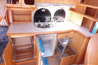 HOBBY €XCELLENT EASY 540 UFE R.V. 2005 MOVER - 17