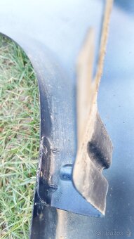 Mercedes ML  - Blatníky modré - 17