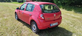 Dacia Sandero 2009, 1,4 - 17