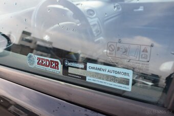 Ford Focus 2.0 LPG/FACELIFT/HATCHBACK/ - 17