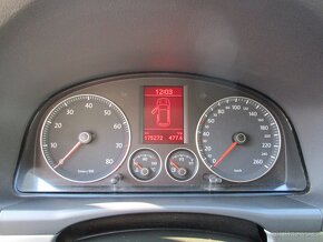 VW TOURAN  - 1.4 TSi , tažné zařízení - 17