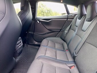 Tesla model s 90D B19B5N - 17