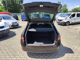Škoda Superb 1,4TSI 92KW 2xKOLA TOP KM GARANCE 2017/10 SERVI - 17