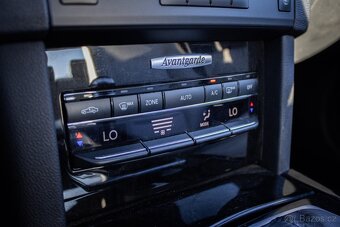 Mercedes-Benz E trieda Sedan 220 CDI Avantgarde A/T - 17