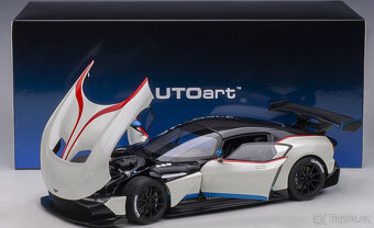 Modely 1:18-24 Nabízím velkou sbírku Aston Martin - 17