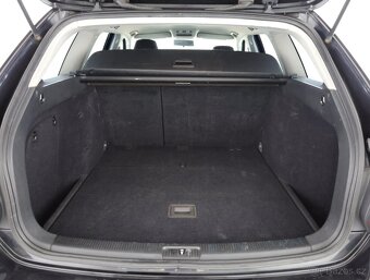 Volkswagen Golf 2010 1.6 TDI Combi - 17