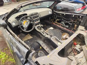 Alfa Romeo Spider 916 3.0 - 17