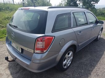 Opel Astra H 1.9  CDTI 74Kw RV.2007 TAŽNÉ - NOVÁ STK - 17