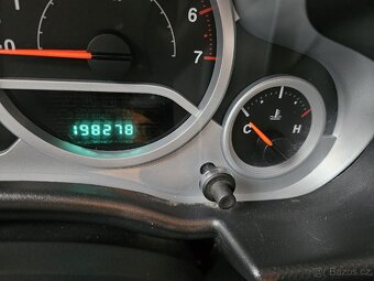 JEEP WRANGLER 3,8 V6 benzín UNLIMITED 4x4 - 17