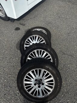 Prodame Volvo S80. 2,5 T 154 kw - 17