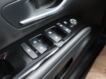 Hyundai Tucson 1.6T-GDi 110kW SMART NAVI ZÁRUKA - 17