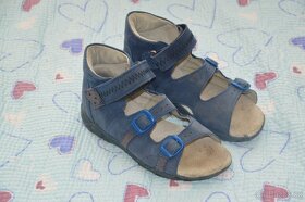 32 ESSI DZO kožené boty sandálky tenisky - 17