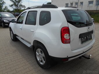 DACIA DUSTER 4X4 1.5 DCI 81 KW R.2011 SERVISNÍ KNÍŽKA - 17