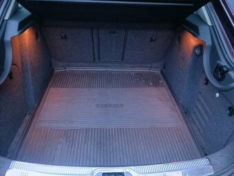 Škoda Superb 2,0 TDI 125KW ELEGANCE - 17