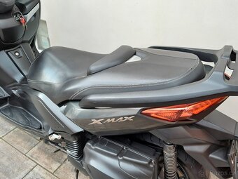 Yamaha Xmax 400, 2016, moc pěkný stav, po TK - 17