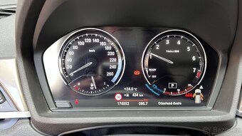 BMW X1, 2.0i sDrive, 141kw, Servis BMW - 17