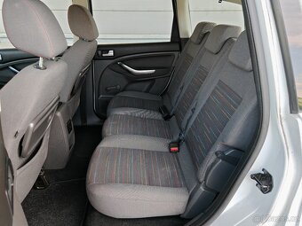 FORD C-MAX 1.6i 74kW 2009 ČR - 17