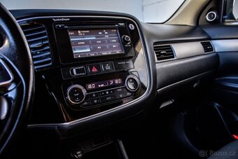Mitsubishi Outlander 2.2DI-D 7-miestne Intense+ A/T - 17