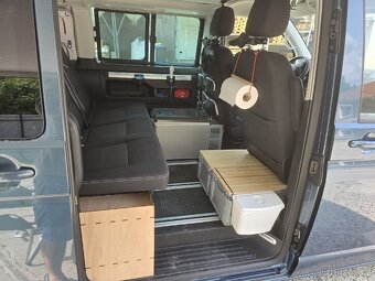 Volkswagen California Beach 6 4x4 146 KW aututomat odp. DPH - 17